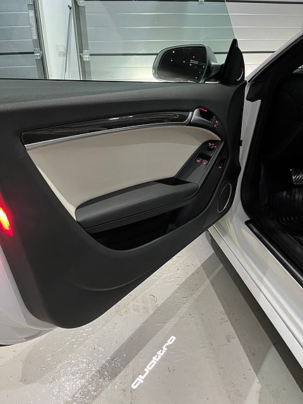 Audi S5 9 of 23