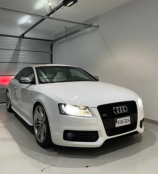 Audi S5 2 of 23