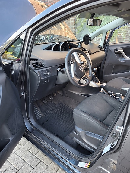 Toyota Verso 7 of 11