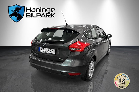 Ford Focus 7 of 27