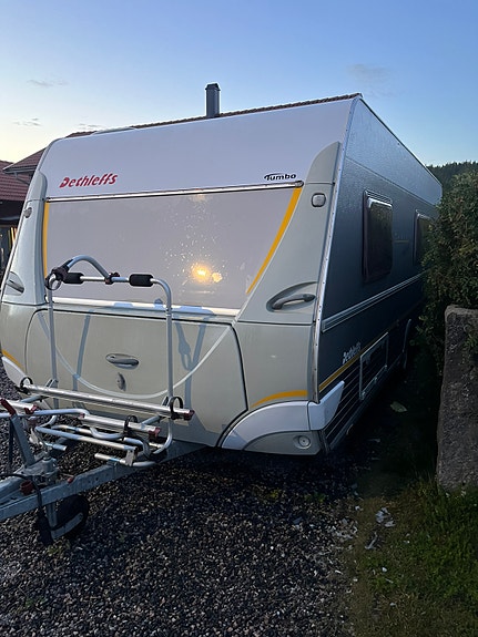 Dethleffs LF560SK 2 of 10