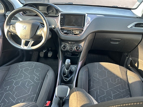 Peugeot 2008 8 of 8