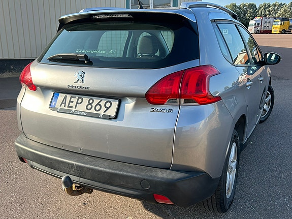 Peugeot 2008 3 of 8
