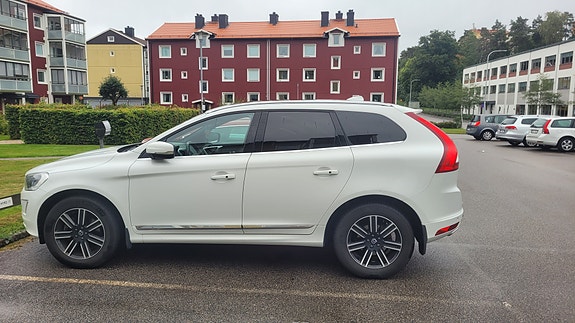 Volvo XC60 3 of 14