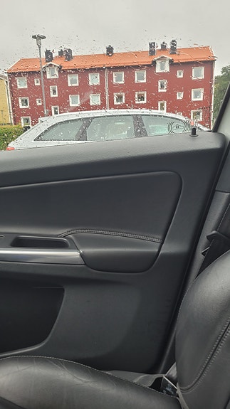 Volvo XC60 7 of 14
