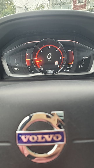 Volvo XC60 4 of 14