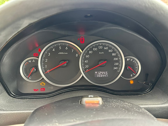 Subaru Legacy Outback 8 of 10