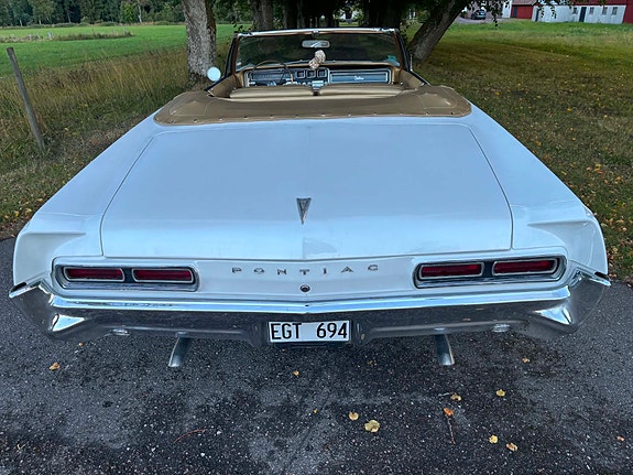 Pontiac Catalina 3 of 8