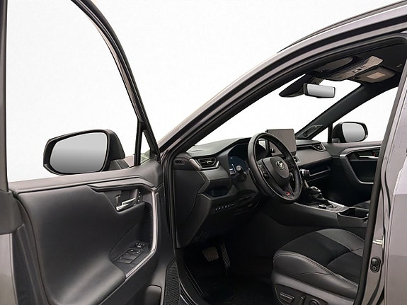 Toyota RAV4 8 of 27