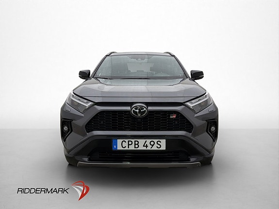 Toyota RAV4 2 of 27