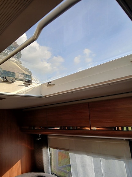 Adria Adora 613 HT 11 of 12