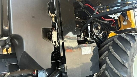 New Holland CX8.85 SL 4WD 14 of 24