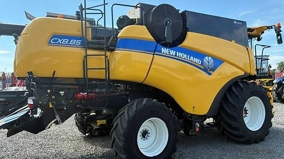 New Holland CX8.85 SL 4WD 3 of 24
