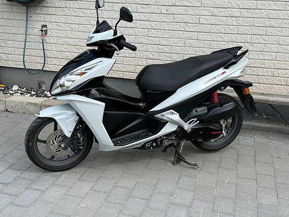 Honda Nsc50r 3 of 11