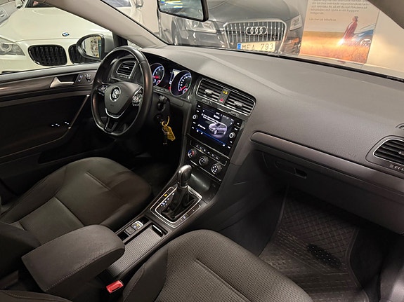 Volkswagen Golf I 20 of 22