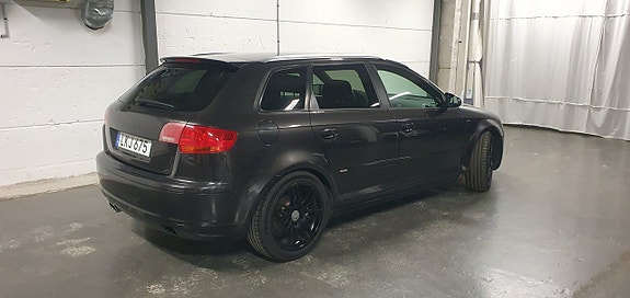 Audi A3 4 of 18