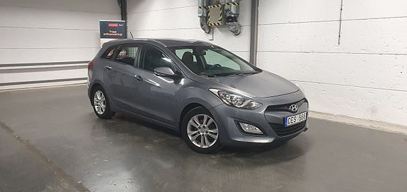 Hyundai i30 2 of 11
