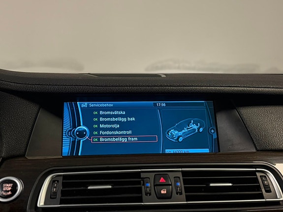 BMW 740Li 14 of 27