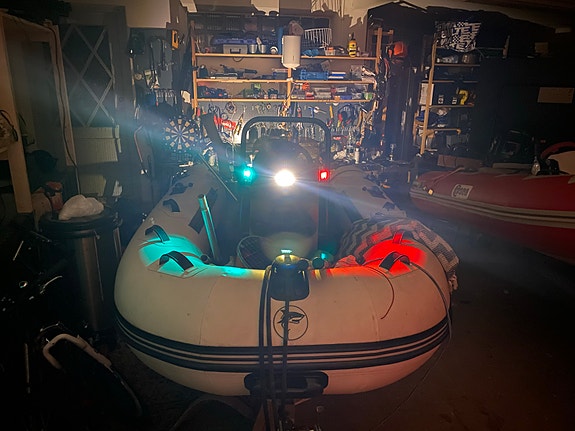Fullutrustad Great White 270 aluminium jockeysäte med 20hk 4t båda från 2019 4 of 19