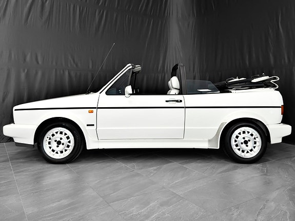 Volkswagen Golf I 11 of 30