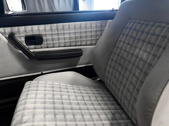 Volkswagen Golf I 29 of 30