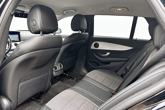 Mercedes-Benz E300 8 of 9
