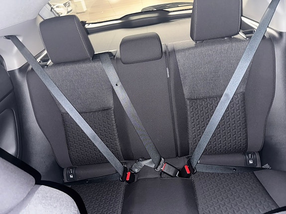 Toyota Yaris Cross 12 of 19