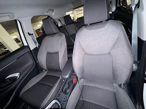Toyota Yaris Cross 13 of 19