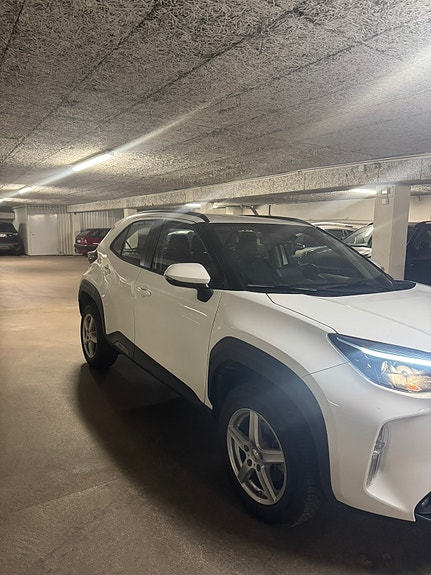 Toyota Yaris Cross 2 of 19