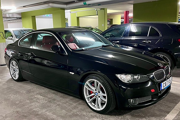 BMW 335i 2 of 8