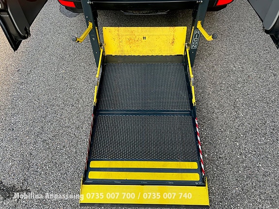 Mercedes-Benz Sprinter 208 22 of 30