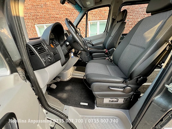 Mercedes-Benz Sprinter 208 11 of 30
