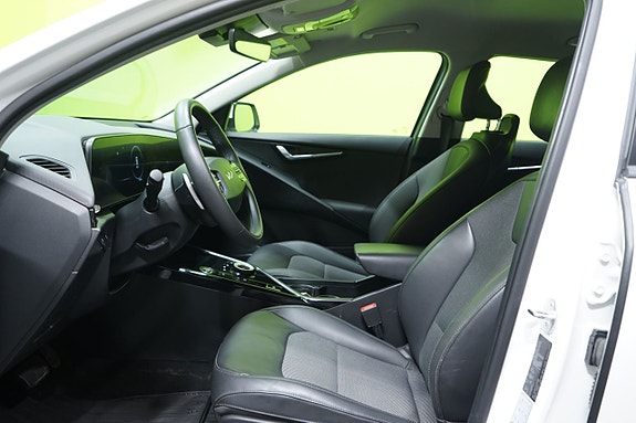 Kia Niro 10 of 25