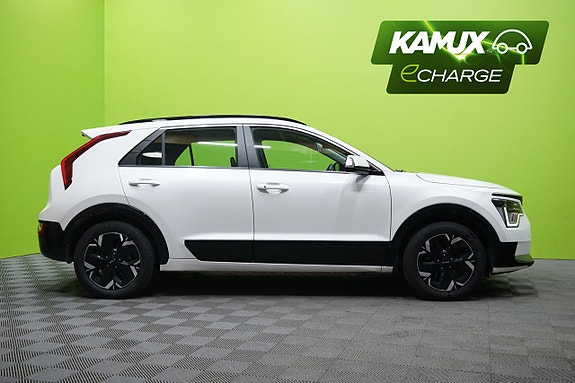 Kia Niro 2 of 25
