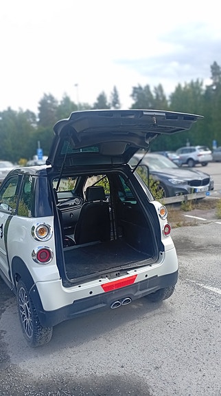 Microcar M8 3 of 5