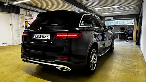 Mercedes-Benz GLC220 d 4 of 10
