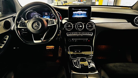Mercedes-Benz GLC220 d 9 of 10
