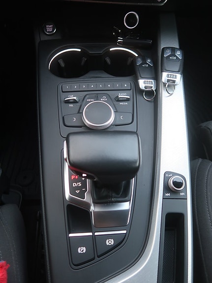 Audi A4 22 of 27