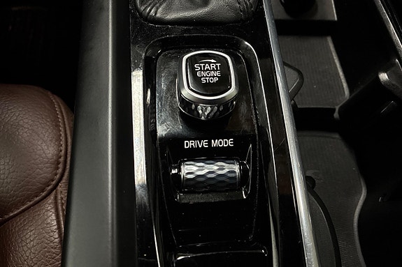 Volvo XC60 23 of 27