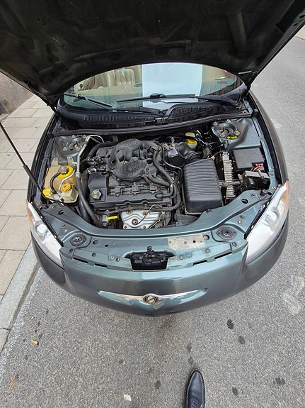 Chrysler Sebring 6 of 13
