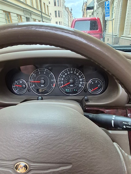 Chrysler Sebring 11 of 13