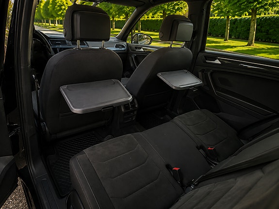 Volkswagen Tiguan Allspace 6 of 8