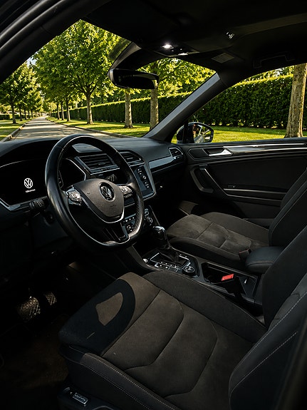 Volkswagen Tiguan Allspace 4 of 8