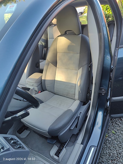 Volvo V50 8 of 11