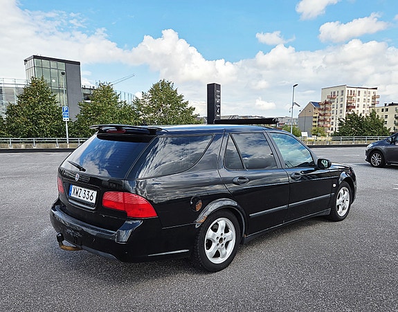 Saab 9-5 3 of 5