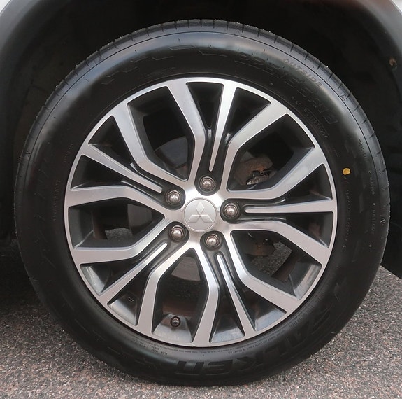 Mitsubishi ASX 20 of 27