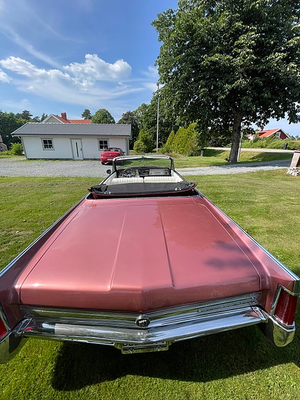 Buick Electra 225 3 of 9