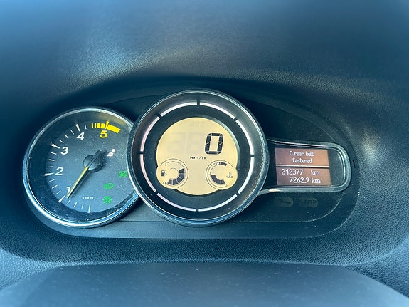Renault Megane III 11 of 12