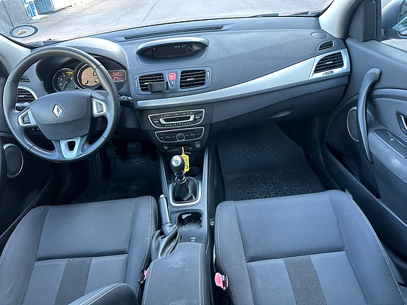 Renault Megane III 8 of 12
