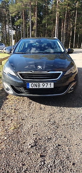 Peugeot 308 SW 3 of 8